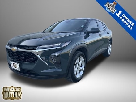 2025 Chevrolet Trax LS SUV