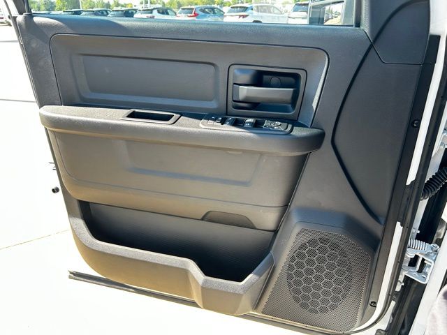 2026 RAM 2500 Tradesman - Photo 15