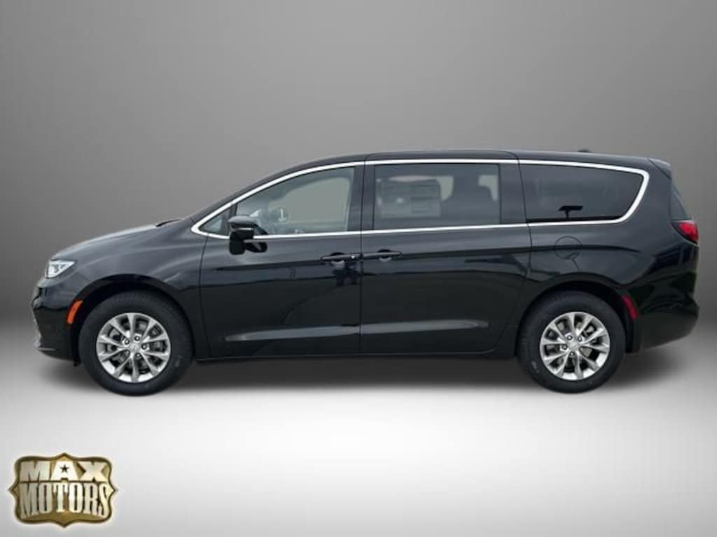 New 2026 Chrysler Pacifica LIMITED AWD Passenger Van
