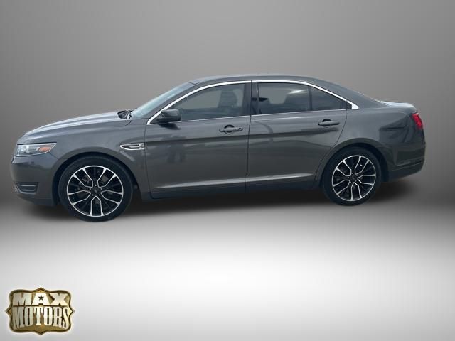 2018 Ford Taurus SEL photo 3