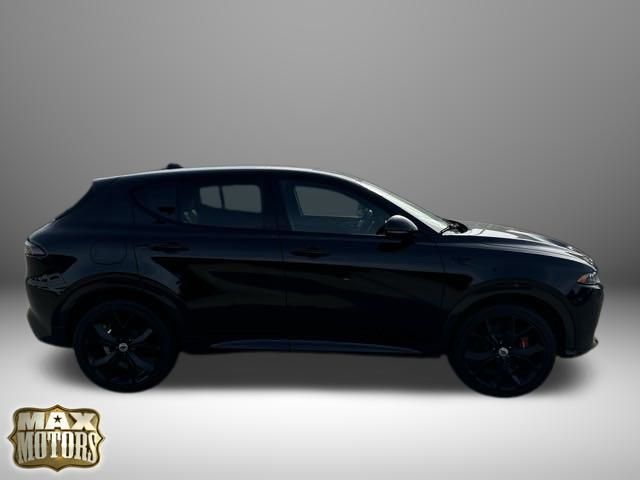2024 Dodge Hornet R/T photo 2