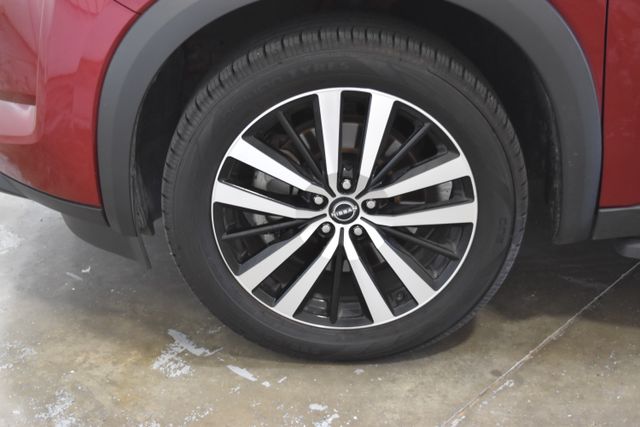 2023 Nissan Pathfinder Platinum photo 4