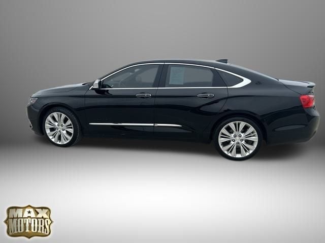 Used 2018 Chevrolet Impala Premier with VIN 2G1125S3XJ9159031 for sale in Kansas City