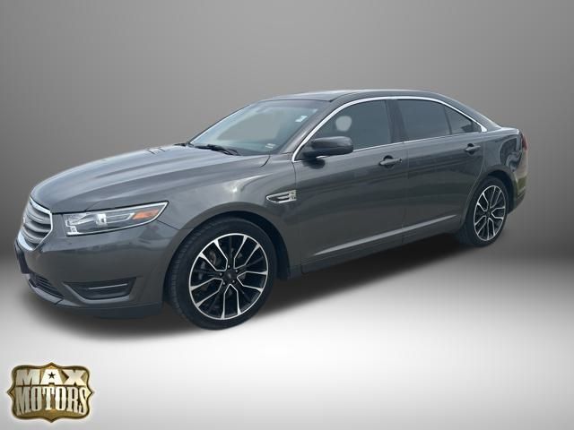 2018 Ford Taurus SEL photo 2