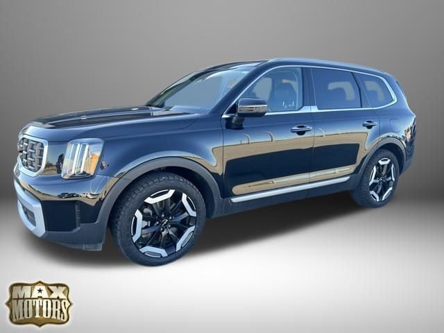 Used 2024 Kia Telluride S with VIN 5XYP6DGC7RG449154 for sale in Kansas City