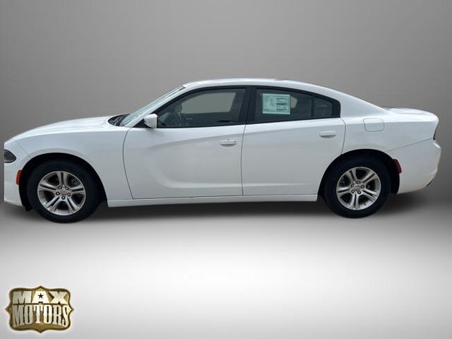 2022 Dodge Charger SXT photo 3