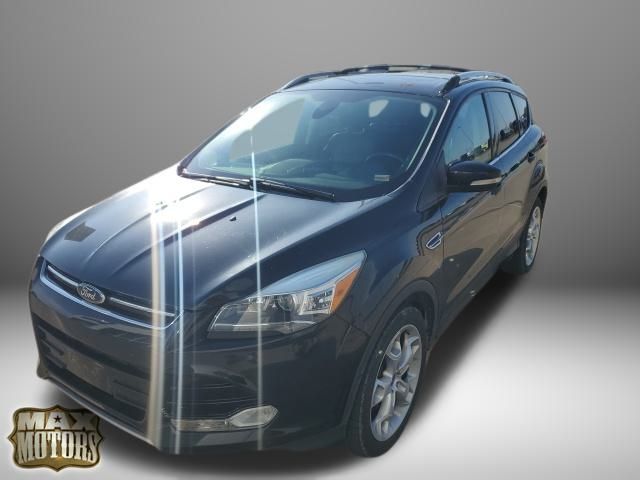 2013 Ford Escape Titanium photo 2