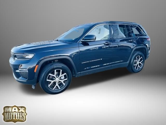 Used 2024 Jeep Grand Cherokee Limited with VIN 1C4RJHBG9RC229740 for sale in Kansas City