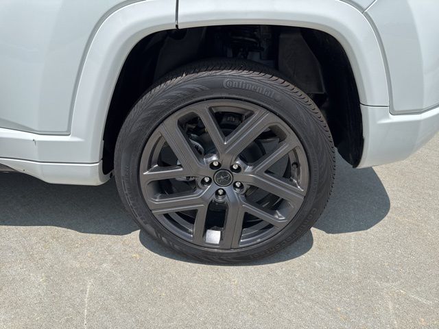 2025 Jeep Compass Limited photo 4