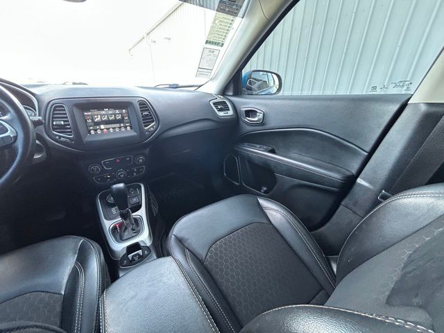 View 32