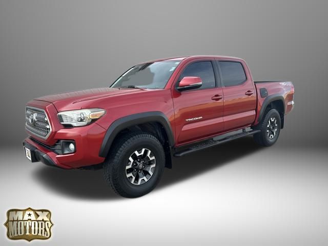 Used 2017 Toyota Tacoma SR5 with VIN 5TFCZ5AN2HX092113 for sale in Kansas City