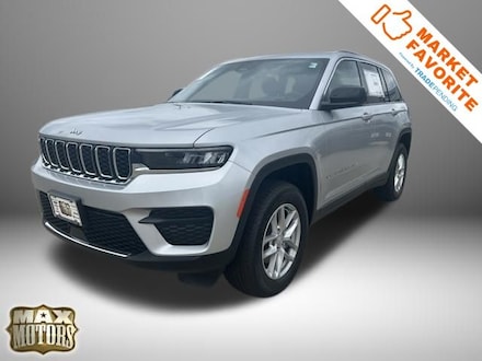 2026 Jeep Grand Cherokee LAREDO X 4X4 Sport Utility