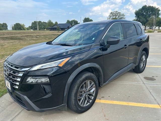 Used 2024 Nissan Rogue S with VIN 5N1BT3AA4RC752185 for sale in Clinton, MO
