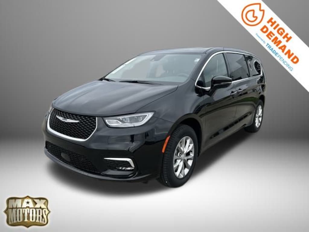 New 2026 Chrysler Pacifica LIMITED AWD Passenger Van