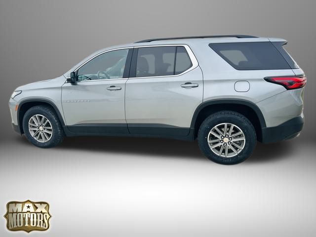 2023 Chevrolet Traverse 1LT photo 2