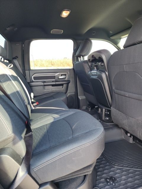 2026 RAM 3500 Big Horn - Photo 38
