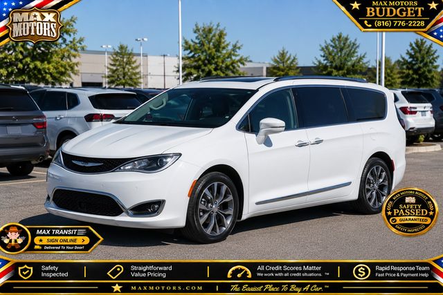 2020 Chrysler Pacifica Van Passenger Van 