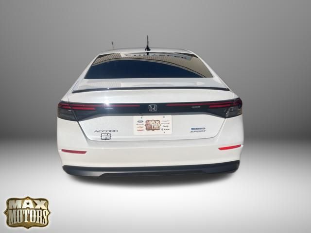 2023 Honda Accord Hybrid Sport photo 4