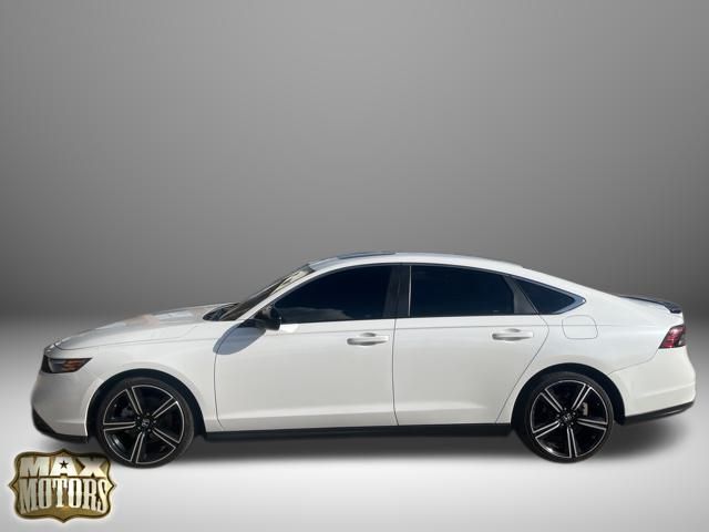 2023 Honda Accord Hybrid Sport photo 2