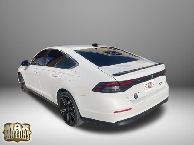 2023 Honda Accord Hybrid Sport photo 3