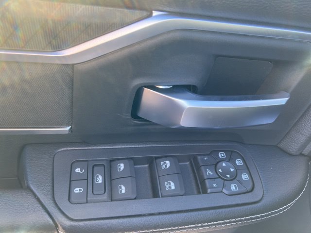 2026 RAM 3500 Big Horn - Photo 10