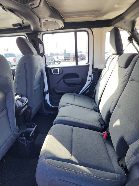 2026 Jeep Wrangler 4-Door Sport - Photo 31