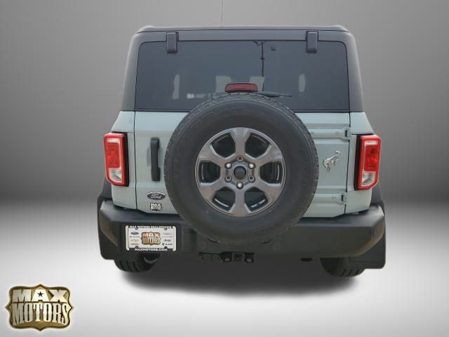 2023 Ford Bronco Outer Banks photo 4