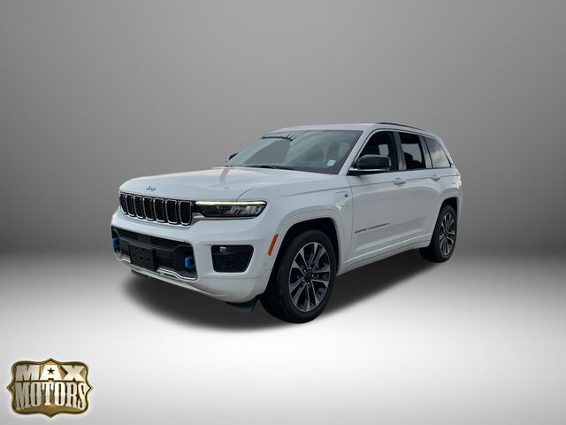 2024 Jeep Cherokee 4xe Overland photo 3