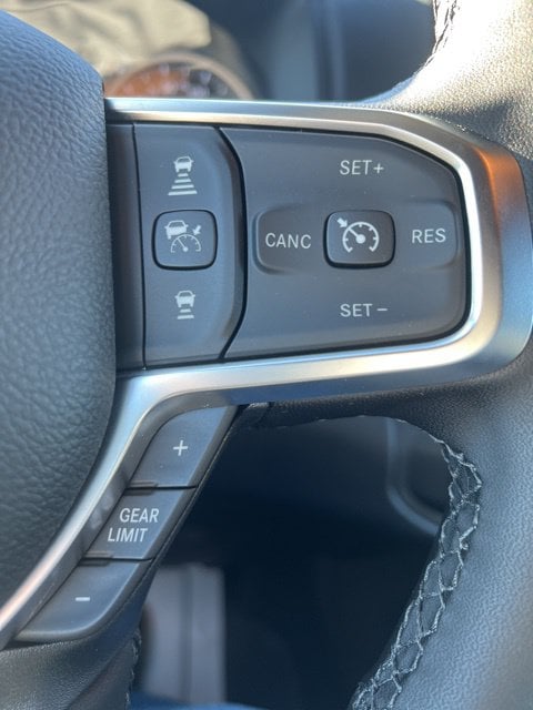 2026 RAM 3500 Big Horn - Photo 14