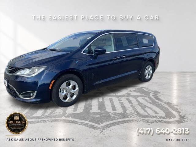 Used 2017 Chrysler Pacifica Hybrid Touring Plus with VIN 2C4RC1H71HR836200 for sale in Kansas City