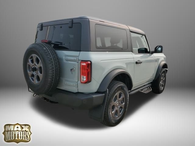 2023 Ford Bronco Outer Banks photo 3