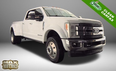 2017 Ford F-450 Truck Crew Cab