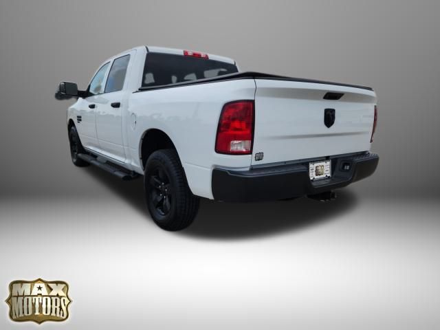 2021 Ram 1500 Classic Tradesman photo 2