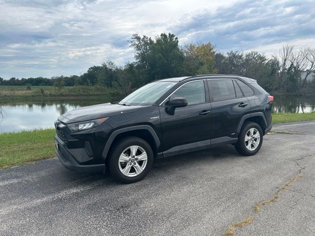 Used 2021 Toyota RAV4 LE with VIN 4T3LWRFV3MU037404 for sale in Kansas City
