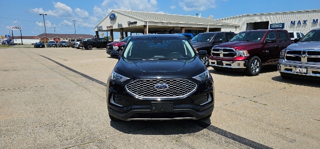 Used 2023 Ford Edge SEL with VIN 2FMPK4J94PBA18423 for sale in Nevada, MO