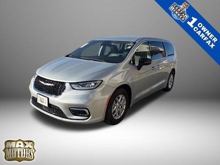 2024 Chrysler Pacifica Touring L Van Passenger Van