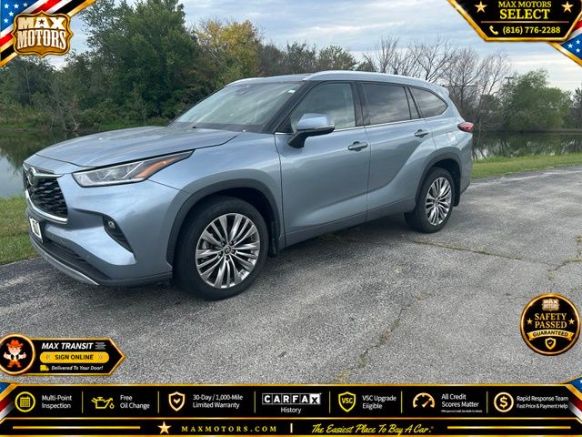 Used 2021 Toyota Highlander Platinum with VIN 5TDFZRBH9MS158363 for sale in Kansas City