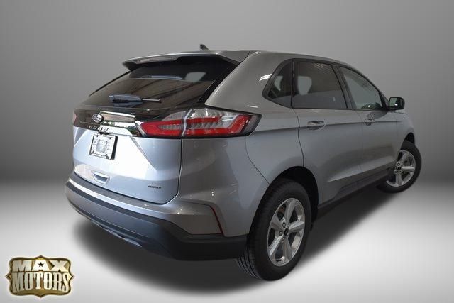 2024 Ford Edge SE photo 3