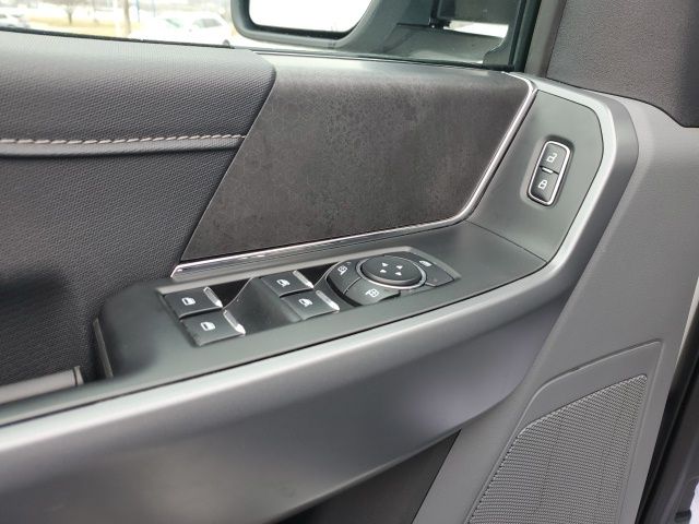2025 Ford F-150 XLT - Photo 21
