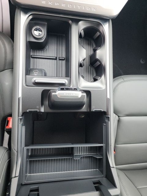 2026 Ford Expedition MAX Active - Photo 28