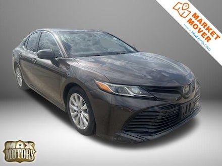 2018 Toyota Camry LE Sedan