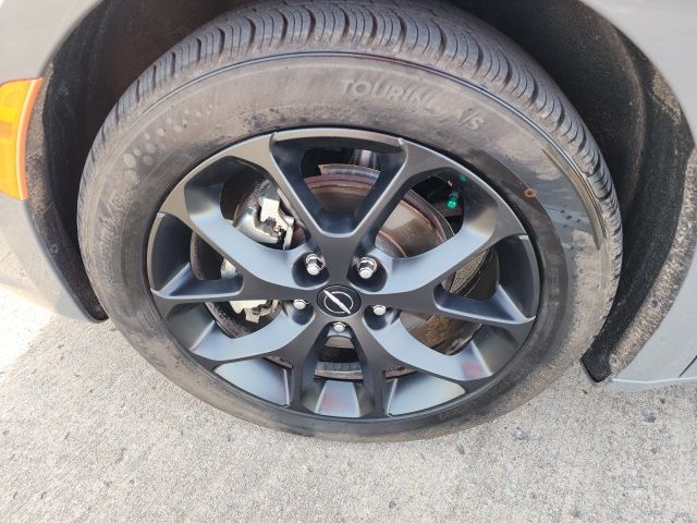 2025 Chrysler Pacifica Limited photo 3