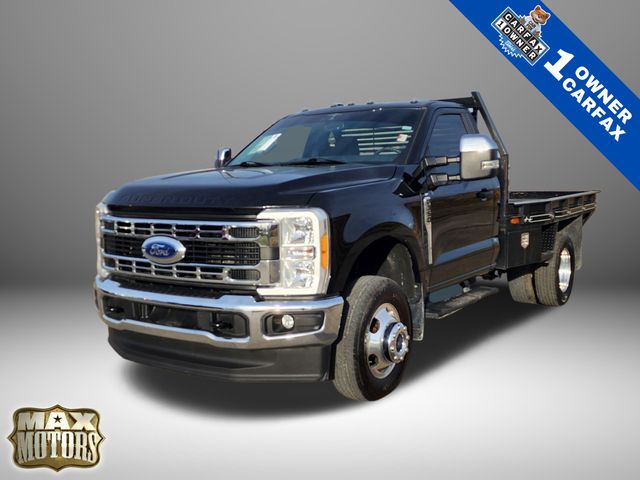 2023 Ford F-350 Super Duty Chassis Cab XLT's photo