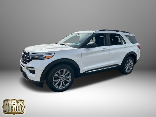 2024 Ford Explorer XLT photo 3