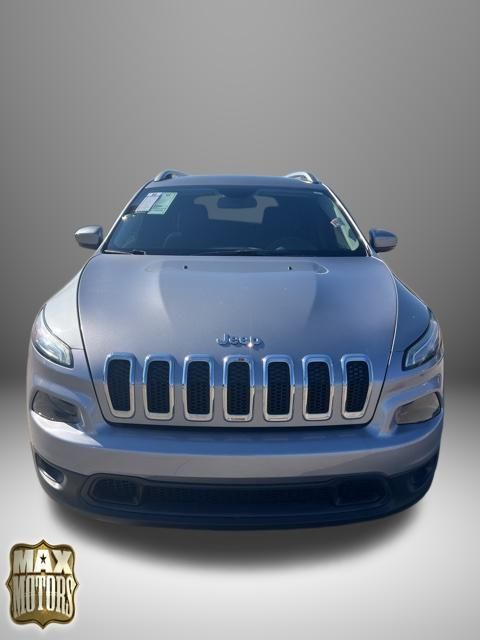 Used 2017 Jeep Cherokee Latitude with VIN 1C4PJLCB9HW523522 for sale in Kansas City