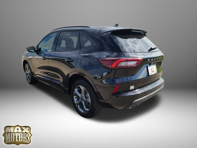 2024 Ford Escape ST-Line photo 3