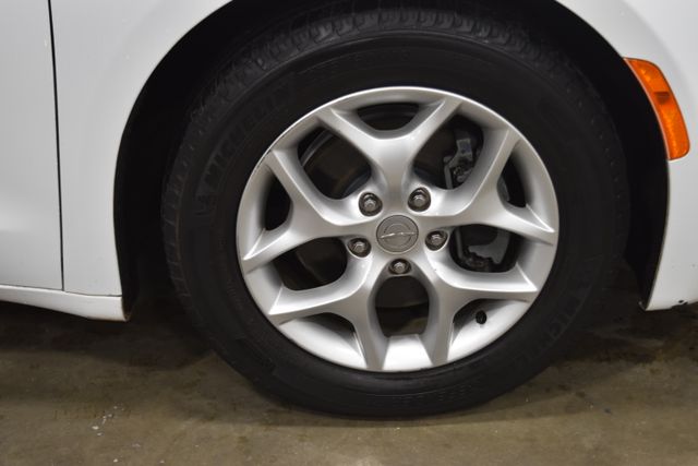 2020 Chrysler Pacifica Limited photo 4