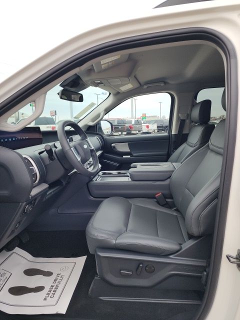 2026 Ford Expedition MAX Active - Photo 19