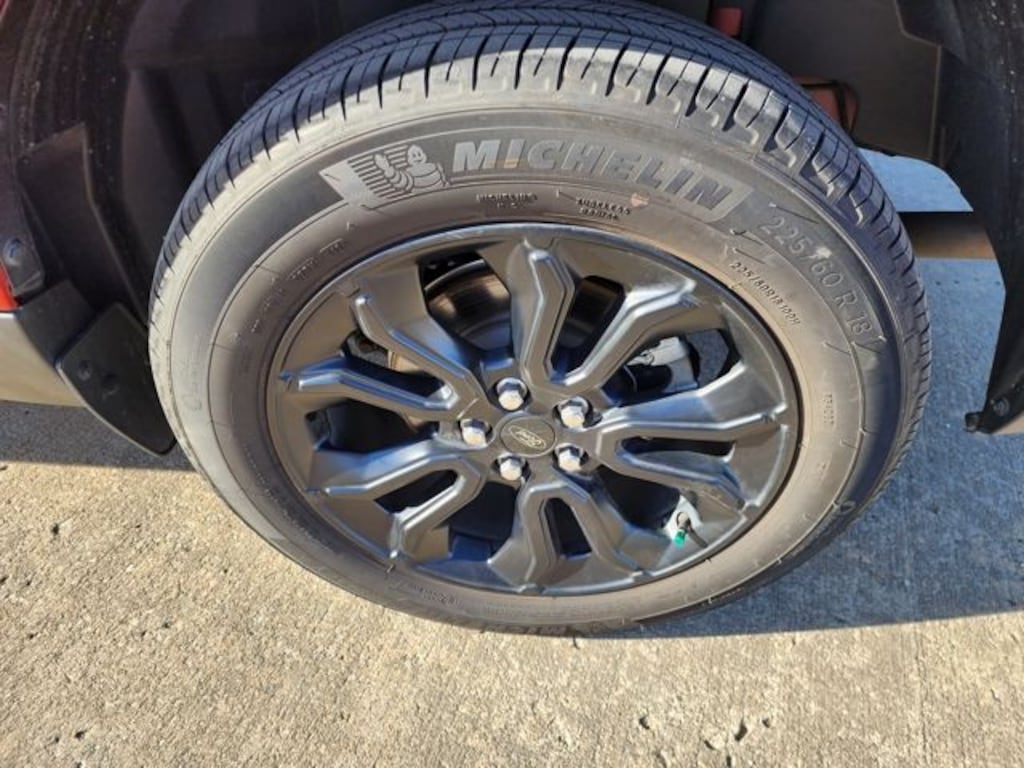 Used 2024 Ford Maverick Lariat Truck SuperCrew