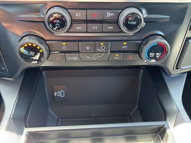 2026 Ford F-250 Super Duty XLT - Photo 24